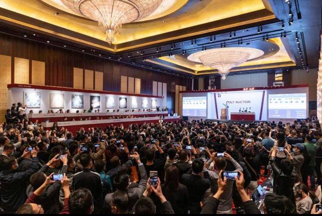 一线拍卖公司与前期费用 合理表象下的冷思考